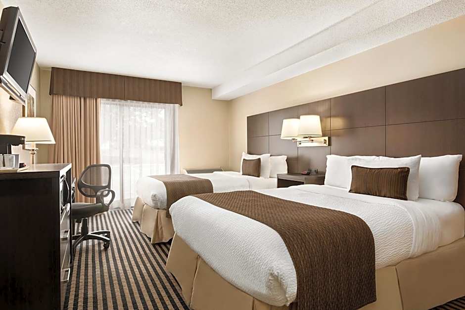 Photo 1 of 6 of 2 Double Beds