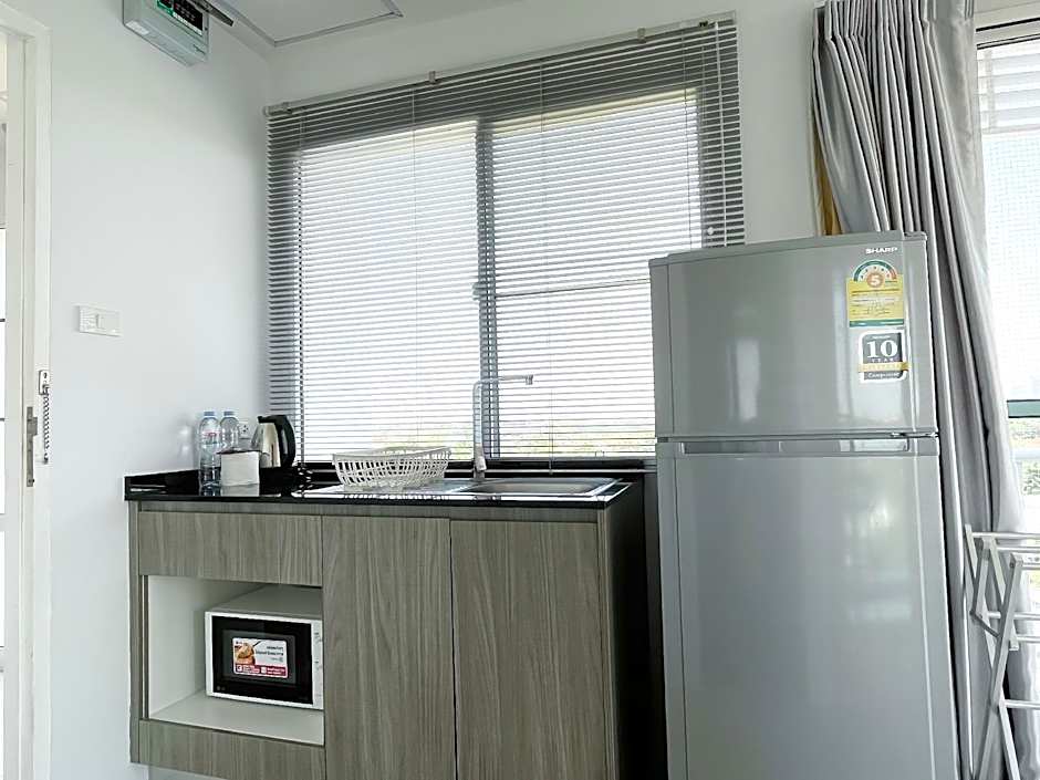 Des Res Hotel and Residence