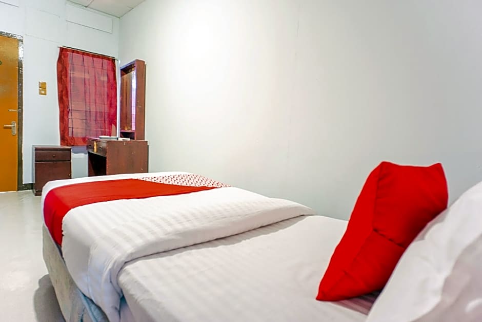 OYO 2180 Vina Vira Hotel