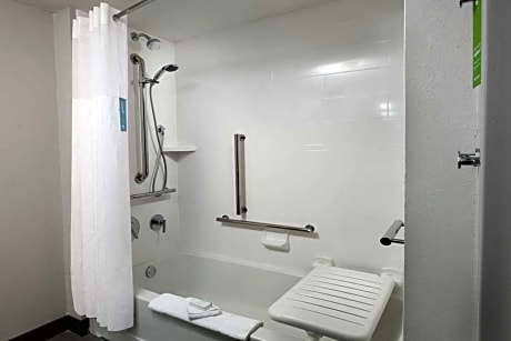 King Mob/Hearing Acc Tub Suite Ns