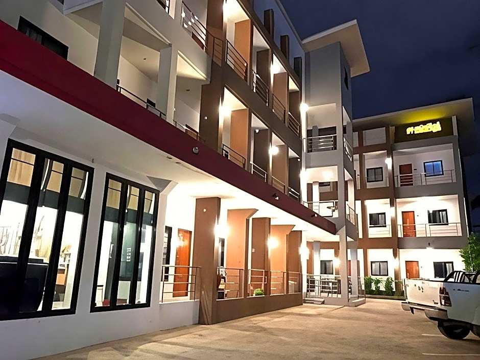 Somsamai Style Apartment