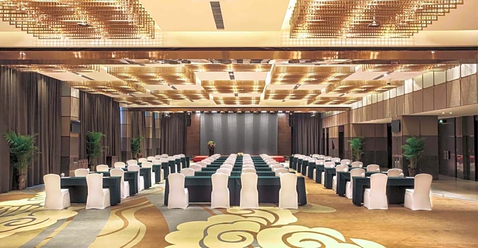 Ramada Plaza by Wyndham Xi'an South