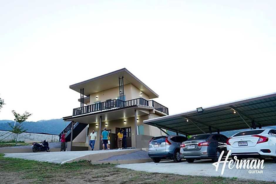 บ้านกาแล สวนผึ้ง