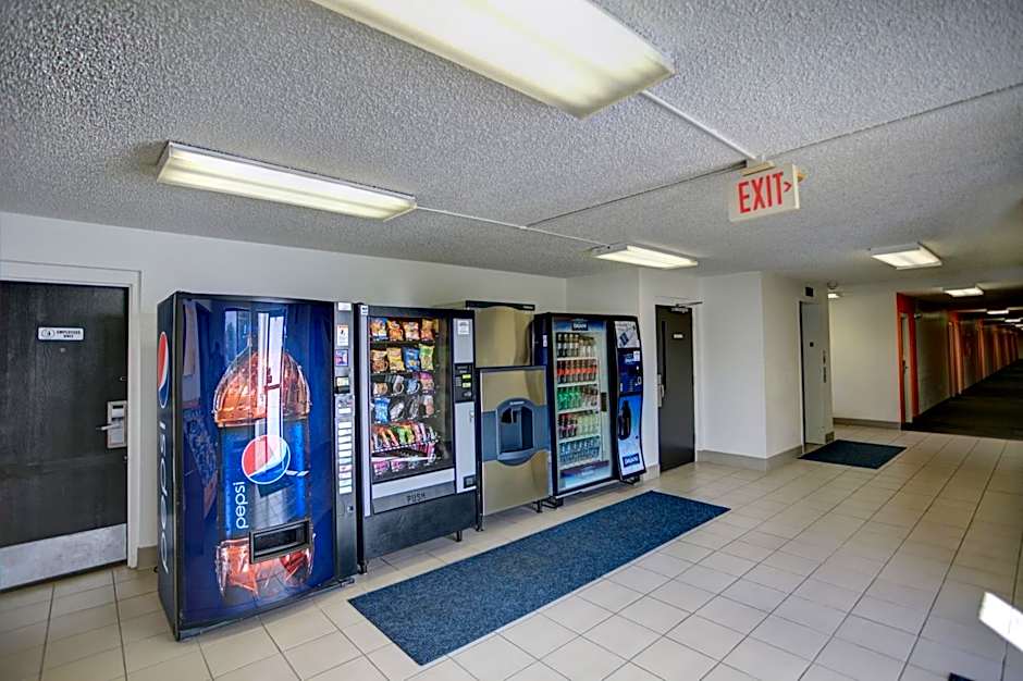 Motel 6-Council Bluffs, IA - Omaha East
