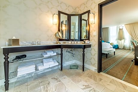 The Nines, a Luxury Collection Hotel, Portland