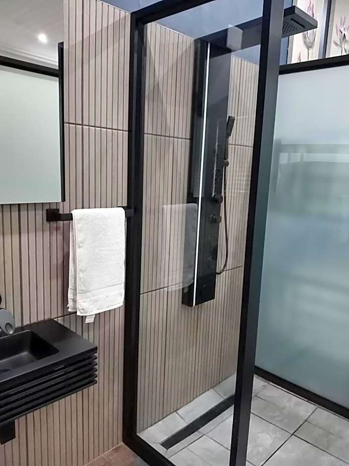 Moonriver Guesthouse