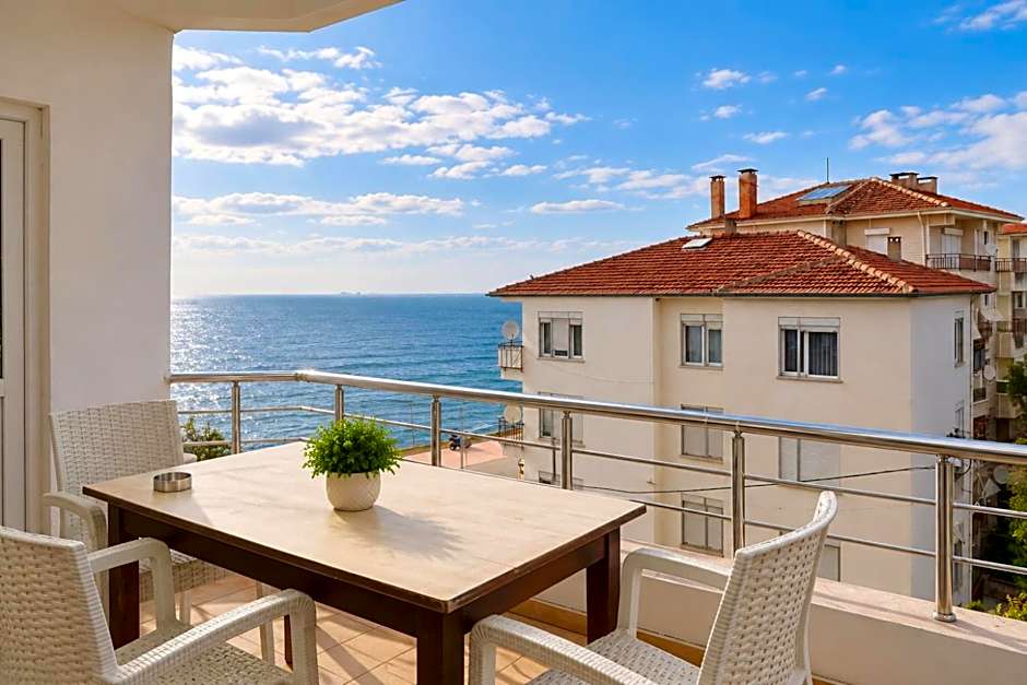 Grand Koru Hotel Beach