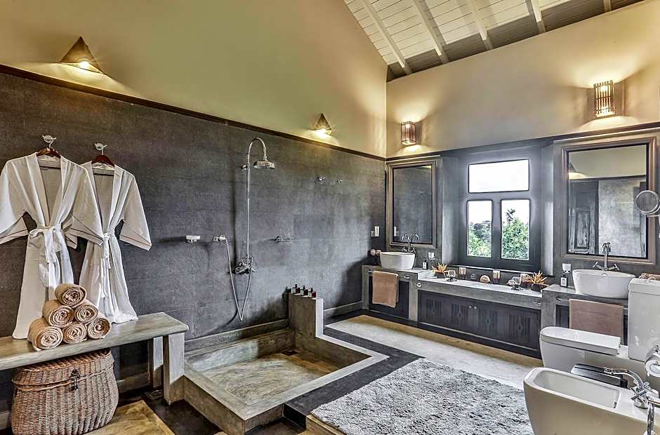 Villa Mayurana by Edwards Collection