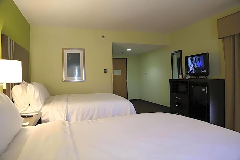 Holiday Inn Express Hotel & Suites Cleveland - Ms By IHG