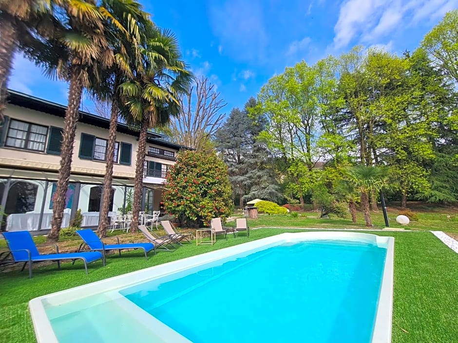 Villa Sofia luxury home between Como and MIlano