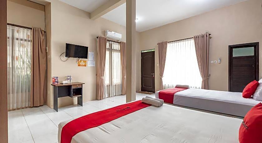 RedDoorz @ Soekarno Hatta Indah