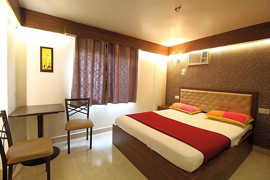 Round Cube Guest House