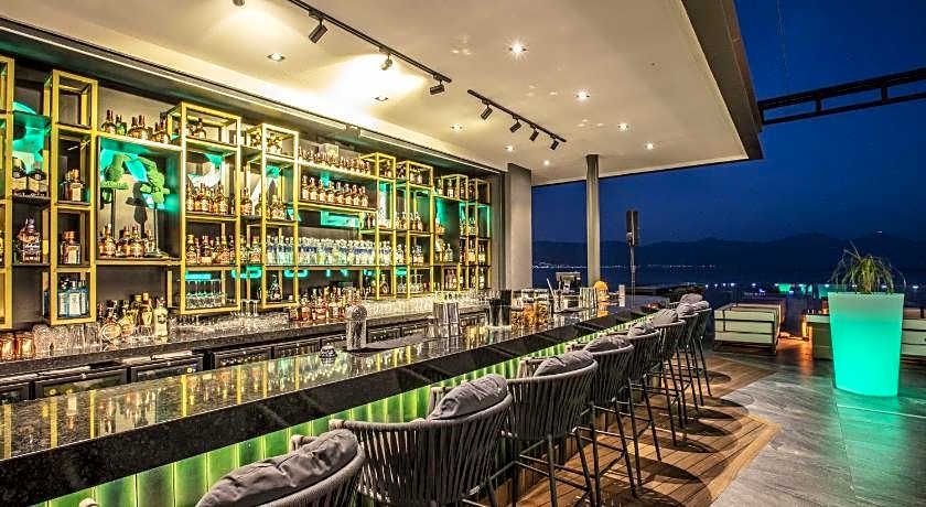 Unique Life Style Hotel