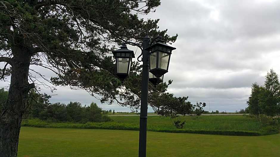 Sackville Inn
