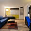 Holiday Inn Express Hotel & Suites Everett By IHG