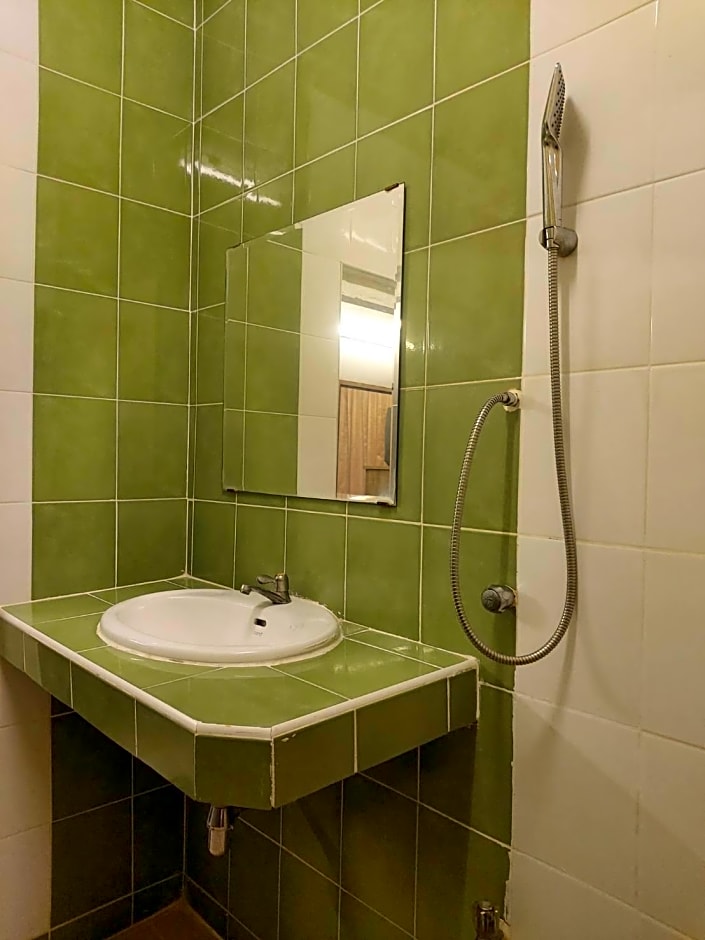 Suriwong Chumphon Hotel