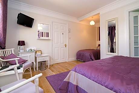 Cois Li Accommodation