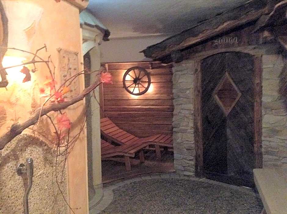 Garni Eden Bed and breakfast