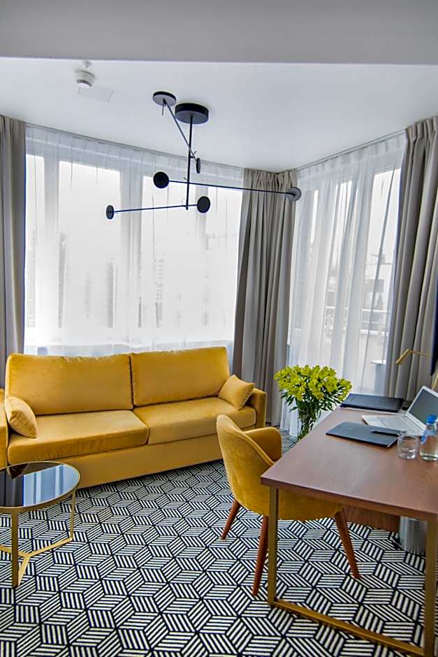 Platinum Palace Residence Boutique Hotel