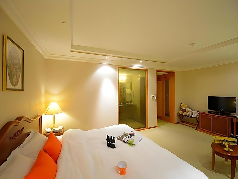 Onyang Hot Spring Hotel 