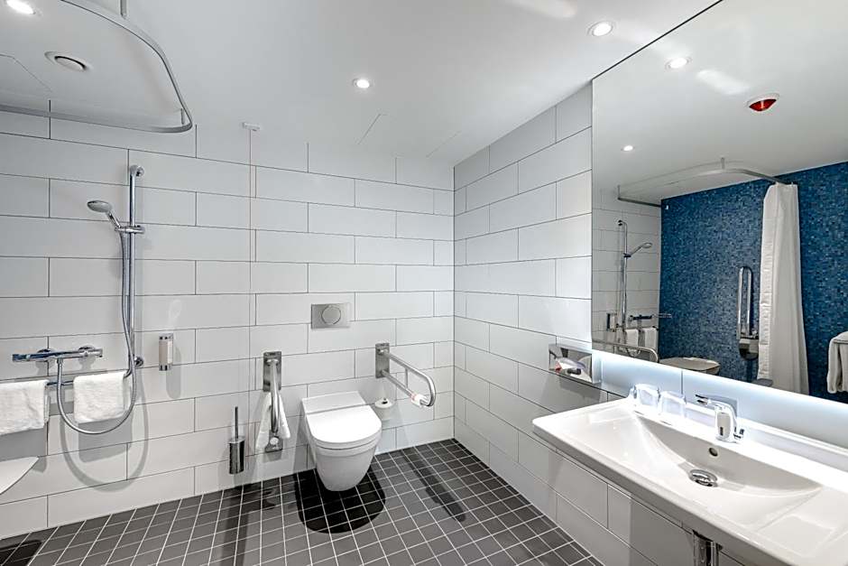 Holiday Inn Express Berlin - Alexanderplatz By IHG