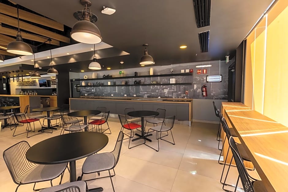 ibis Tijuana