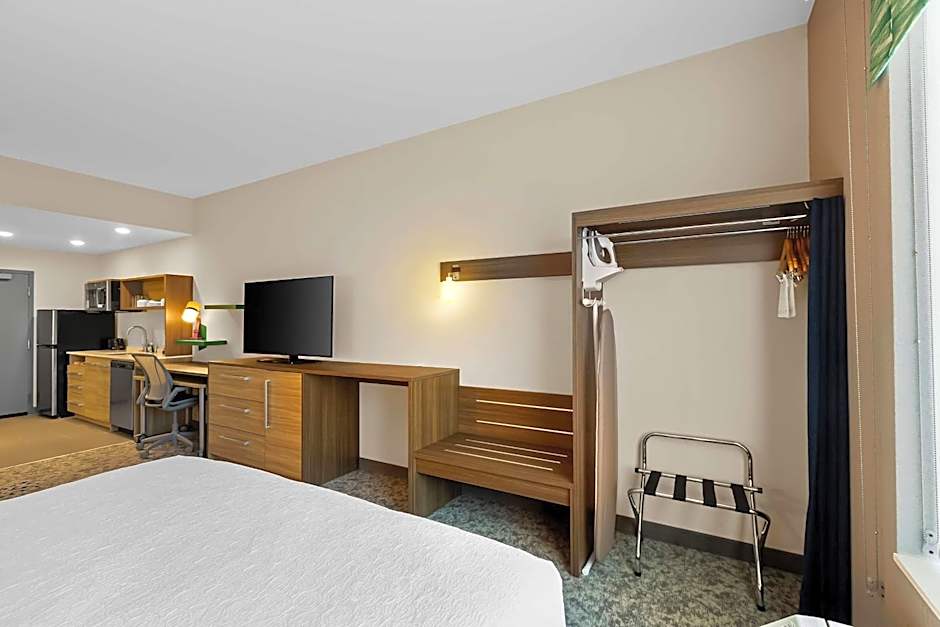 Home2 Suites by Hilton Hendersonville