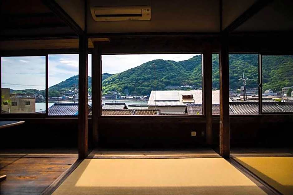 鞆猫庵 Tomo Nyahn