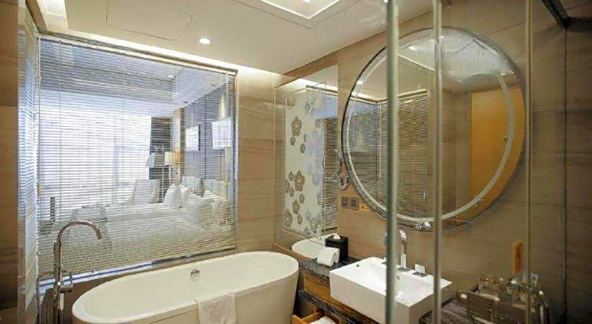 Zhangjiagang Zhonglian GDH International  Hotel