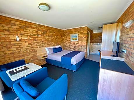 Queen Room with Ocean View