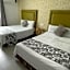 Hotel Suites Regina