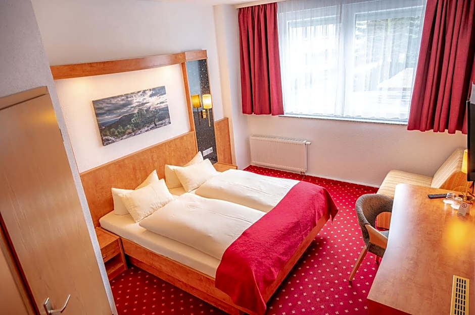 AaRa Hotel