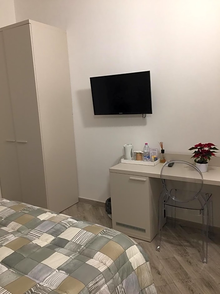 B&B Ariston Pisa Tower