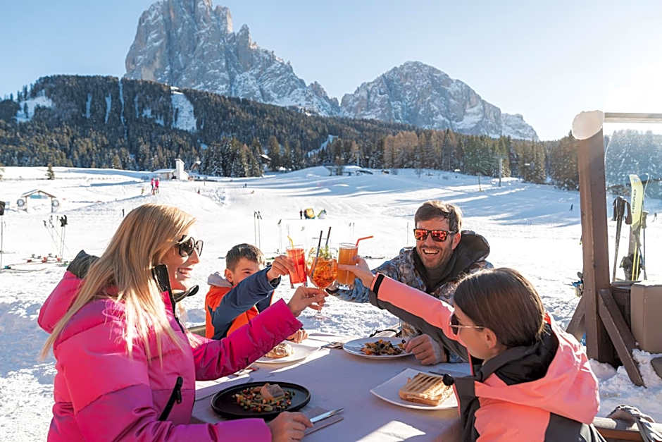 Monte Pana Dolomites Hotel