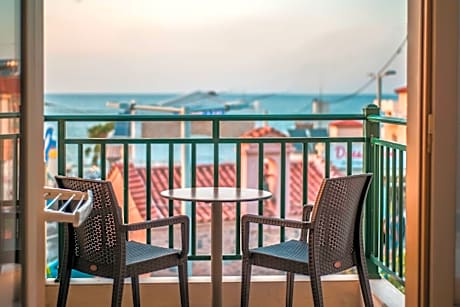 Stefania Studios by Estia