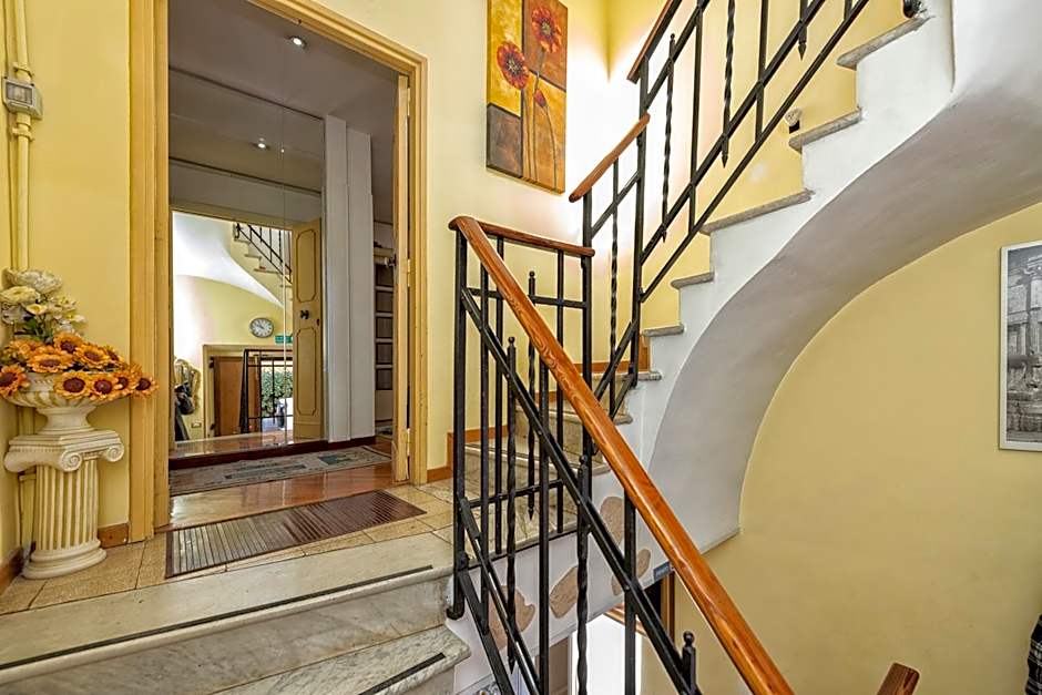 A Vinicius Et Mita Guest House