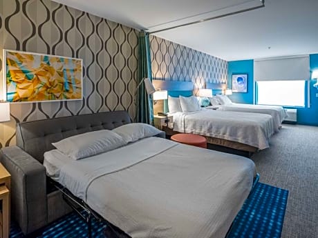 Queen Studio with Two Queen Beds - Non-Smoking