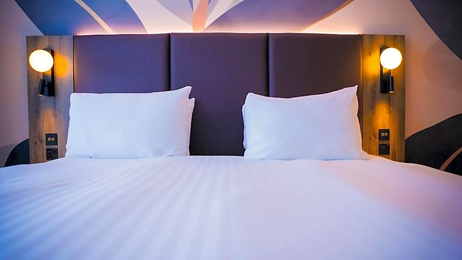 Holiday Inn London Camden Lock By IHG