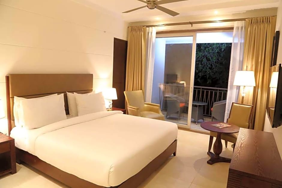 Lemon Tree Hotel Candolim Goa