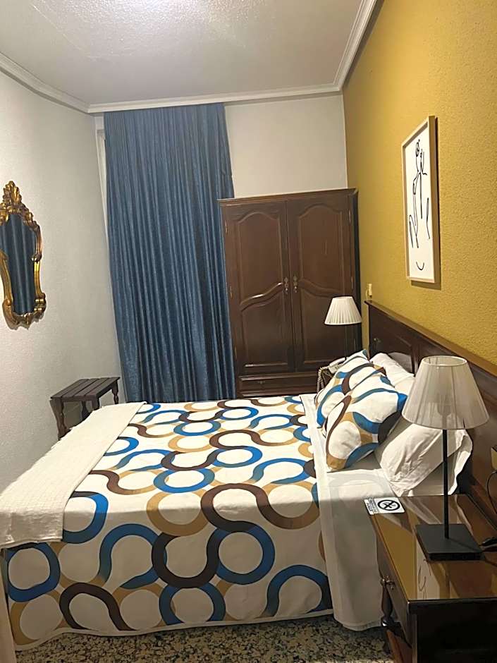 Hostal Sonsoles Madrid-Centro