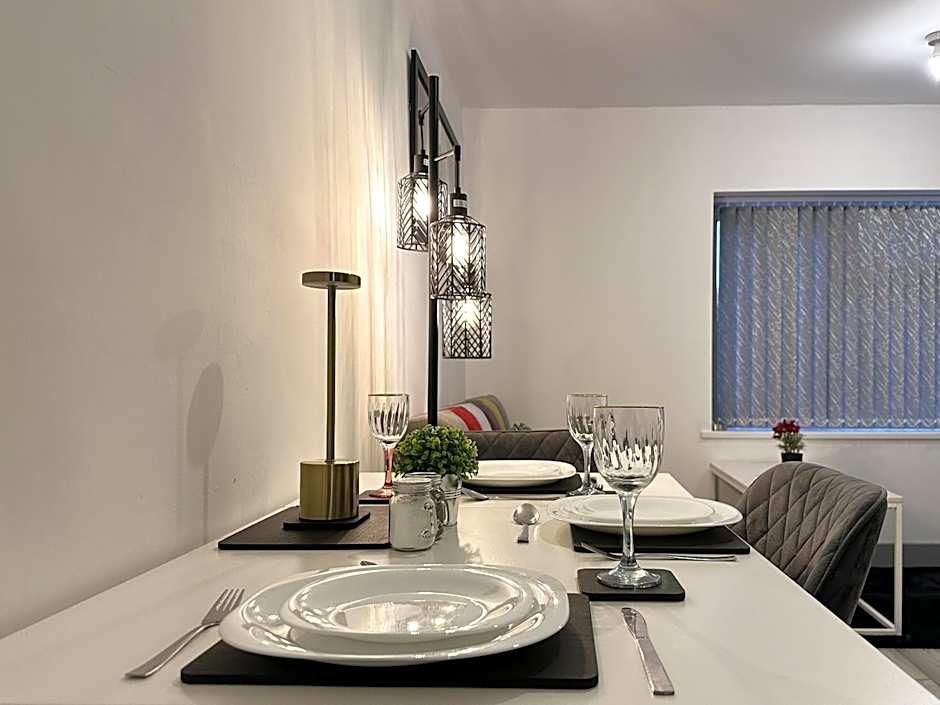 Lilypad Suite - Near NEC Centre, BHX airport, HS2 & Resort World