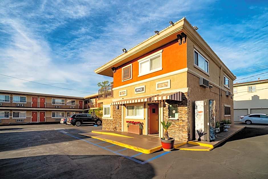 Friendly Hills Inn