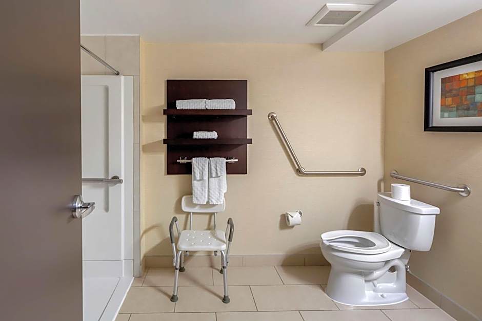 Best Western Plus Edmonton Airport Hotel