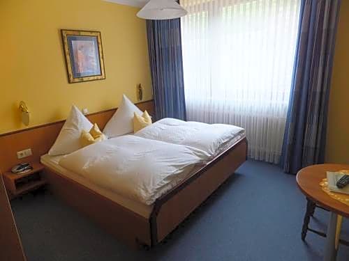 Weinhotel Hubertus Garni
