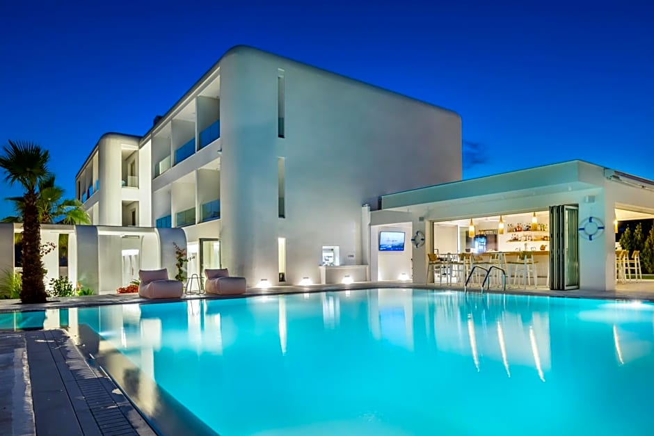Cocoοns Suites & Villas Fourka
