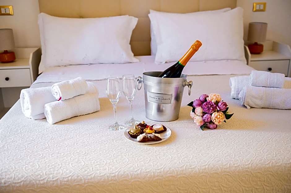 AUSA suites