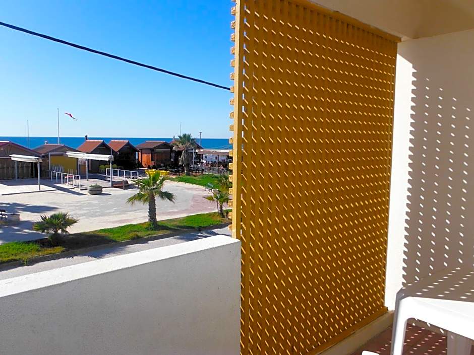 Aeromar Beach Hotel