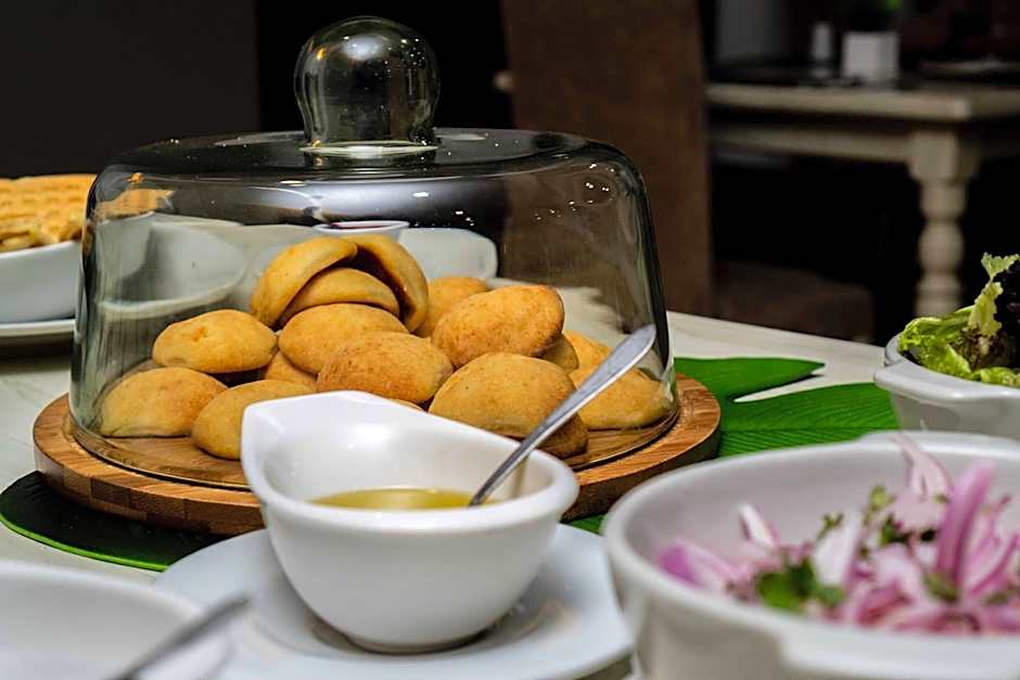 Azor Hotel Cali Versalles