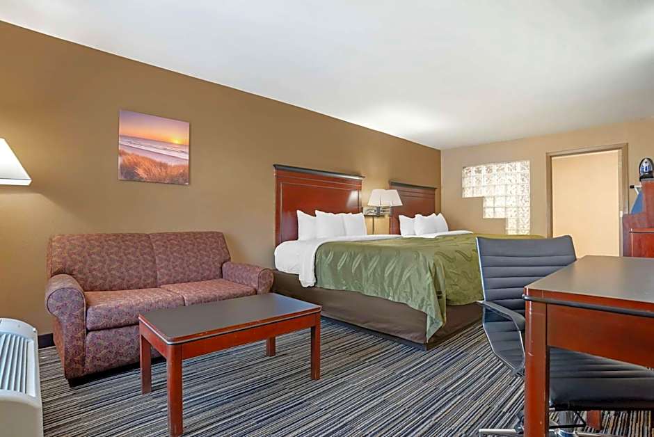 Quality Inn Brookhaven