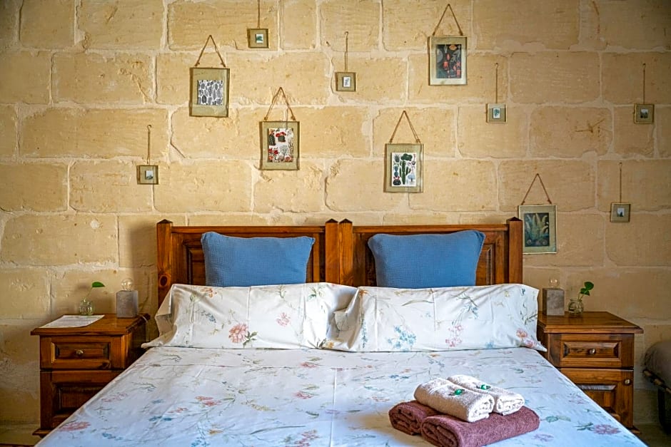 Laremi Gozo B&B